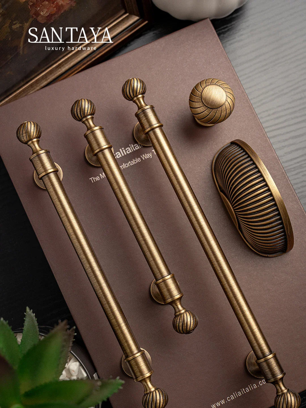 Santaya Brushed Antique Brass Handles Luxury Kitchen Cabinet Pull Wardrobe Dresser - Cabinet Organizer